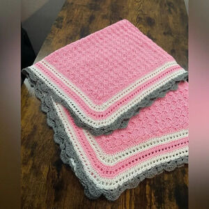 Handmade Crochet Baby
Doll Blanket